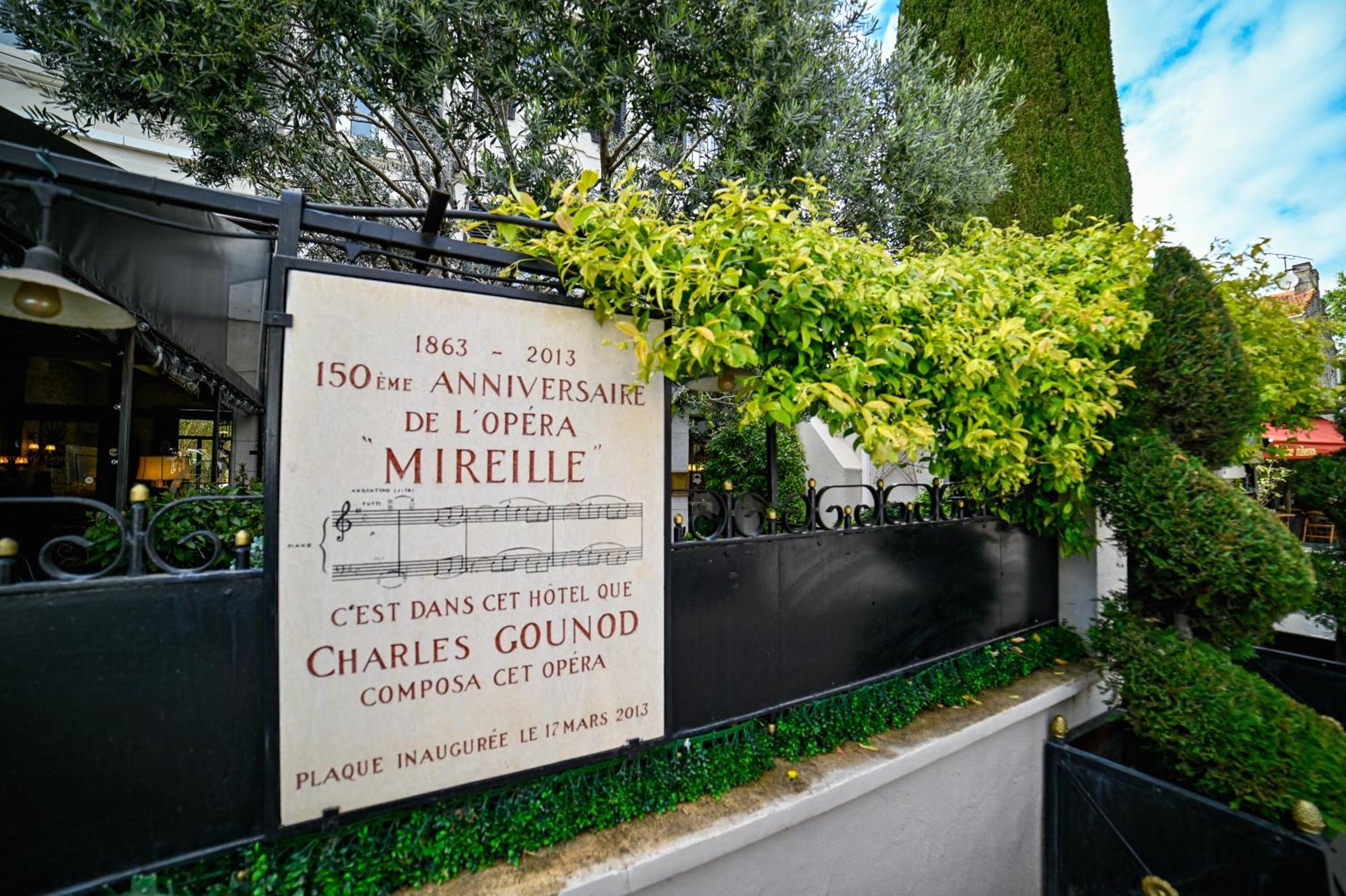 Hotel Gounod Saint-Rémy-de-Provence Eksteriør billede